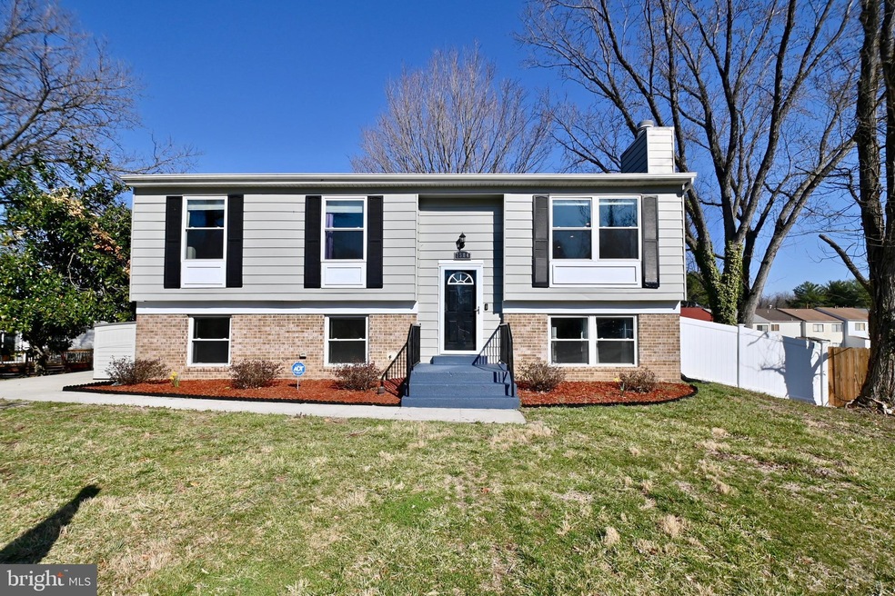 7504 Twining Ct, Hyattsville, MD 20785 - photo 1