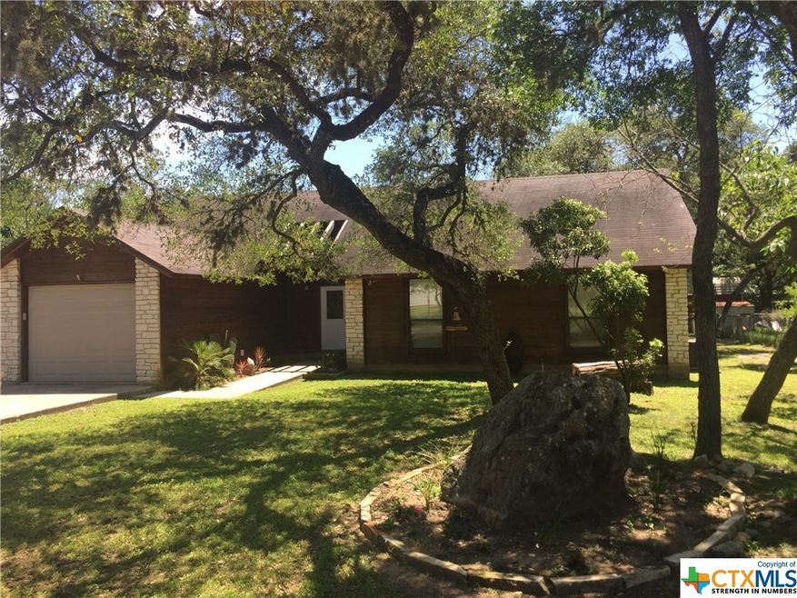 1317 Wall St, San Marcos, TX 78666 - photo 1