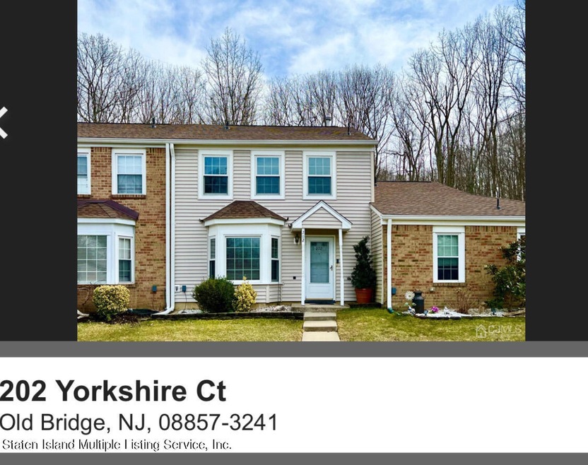202 yorkshire ct photo