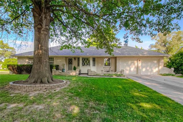 Great curb appeal on this all brick ranch! Home ba