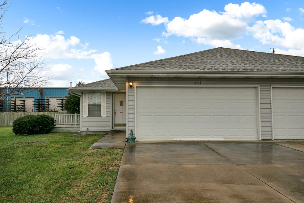 RE_666 Meadowridge-2