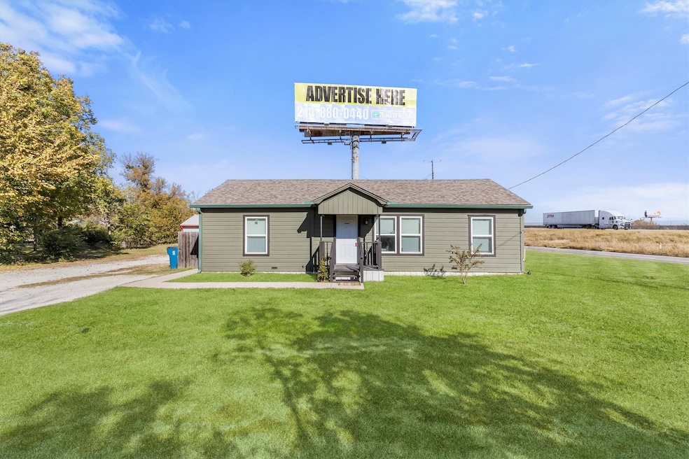 101 3rd St, Valley View, TX 76272 - photo 1