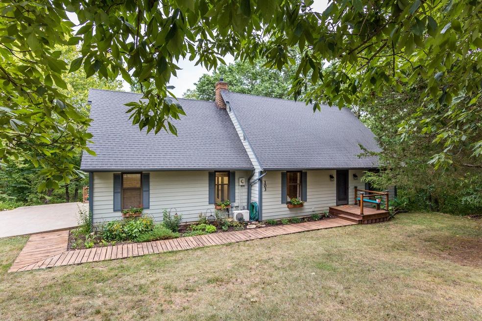 103 E Spangler Ln-1