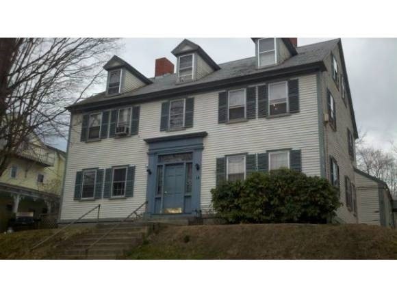 14 Exeter Rd unit 1, Newmarket, NH 03857 - photo 1