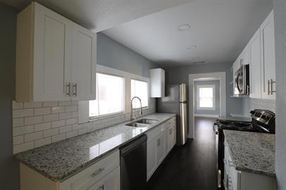 207 W Heard St, Cleburne, TX 76033 - photo 1