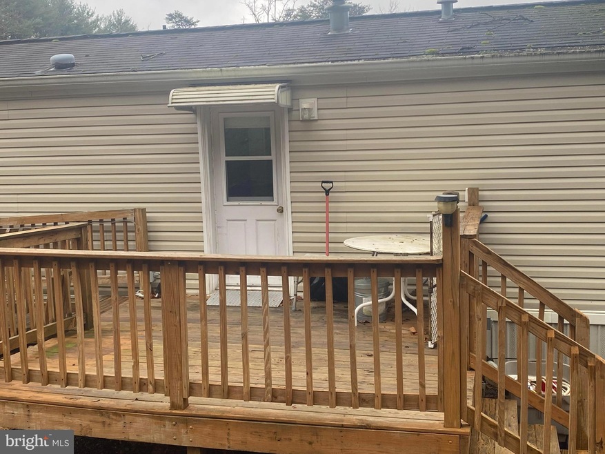 286 Fork Mountain Rd, Auburn, PA 17922 - photo 1