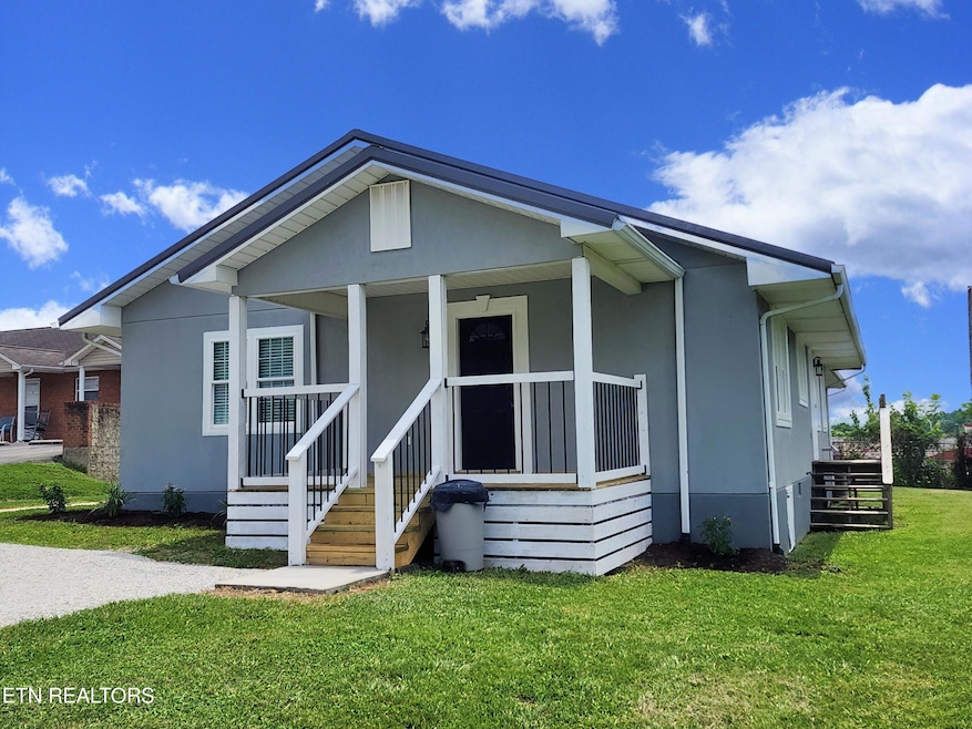 For Sale $299,900 • Co-Listing Agent