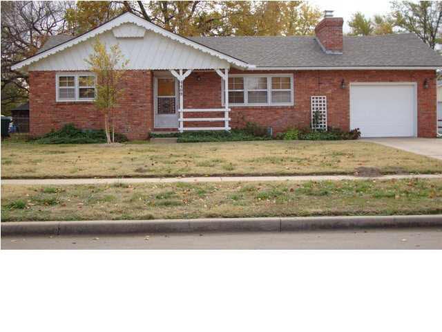 Full Brick Ranch home with finished basement Roof 