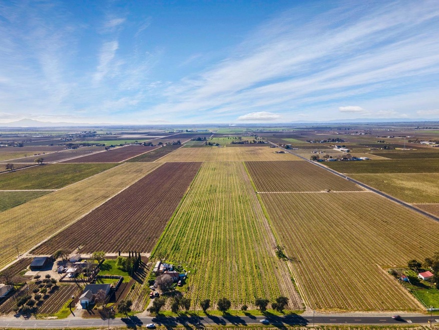 19217 N Devries Rd, Lodi, CA 95242 - photo 1