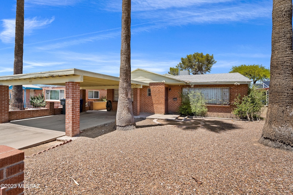 2425 E 19th St, Tucson, AZ 85719 - photo 1