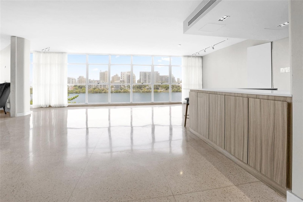 860 ASHFORD unit 1, San Juan, PR 00907 - photo 1