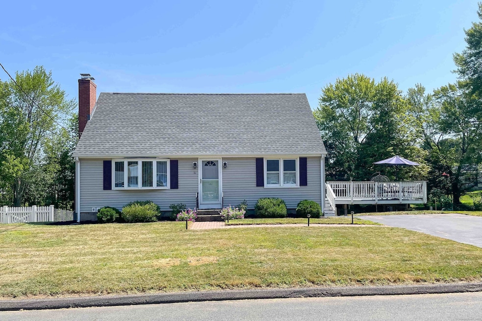 32 Schultz Rd, Berlin, CT 06037 - photo 1