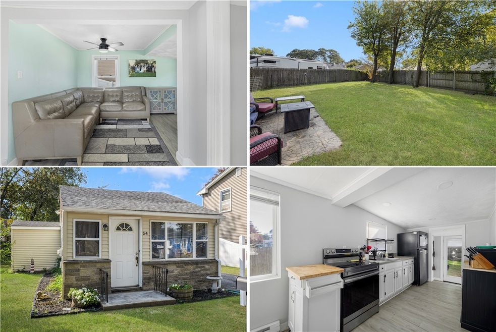 54 Pinehurst Ave, Warwick, RI 02889 - photo 1