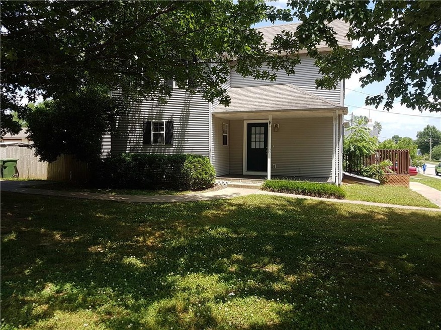 1009 W Lilac St, Rogers, AR 72756 - photo 1