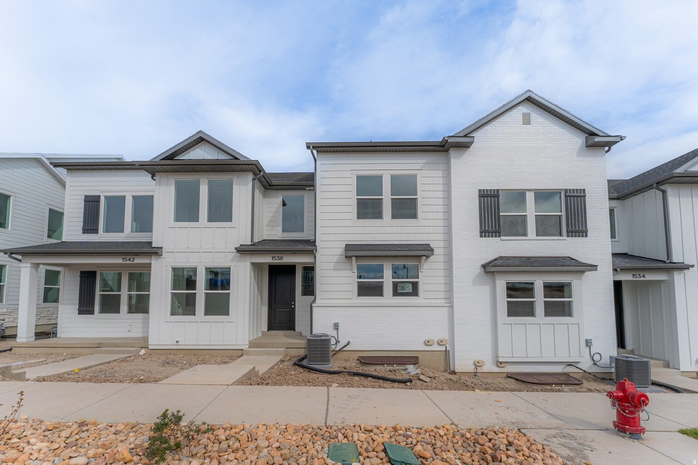 1538 W Talus Ridge Dr unit 942, Saratoga Springs, UT 84045 - photo 1