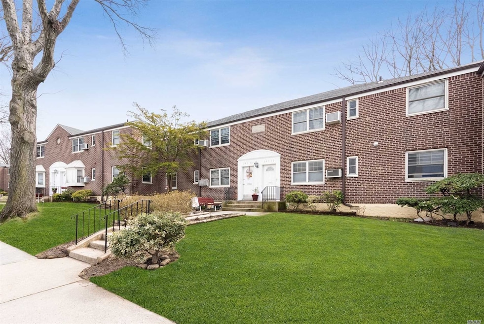 249-12 57th Ave unit Lower, Little Neck, NY 11362 - photo 1