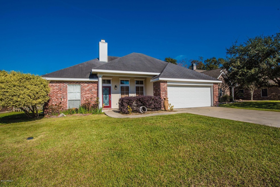 #1 front of the house, wide view