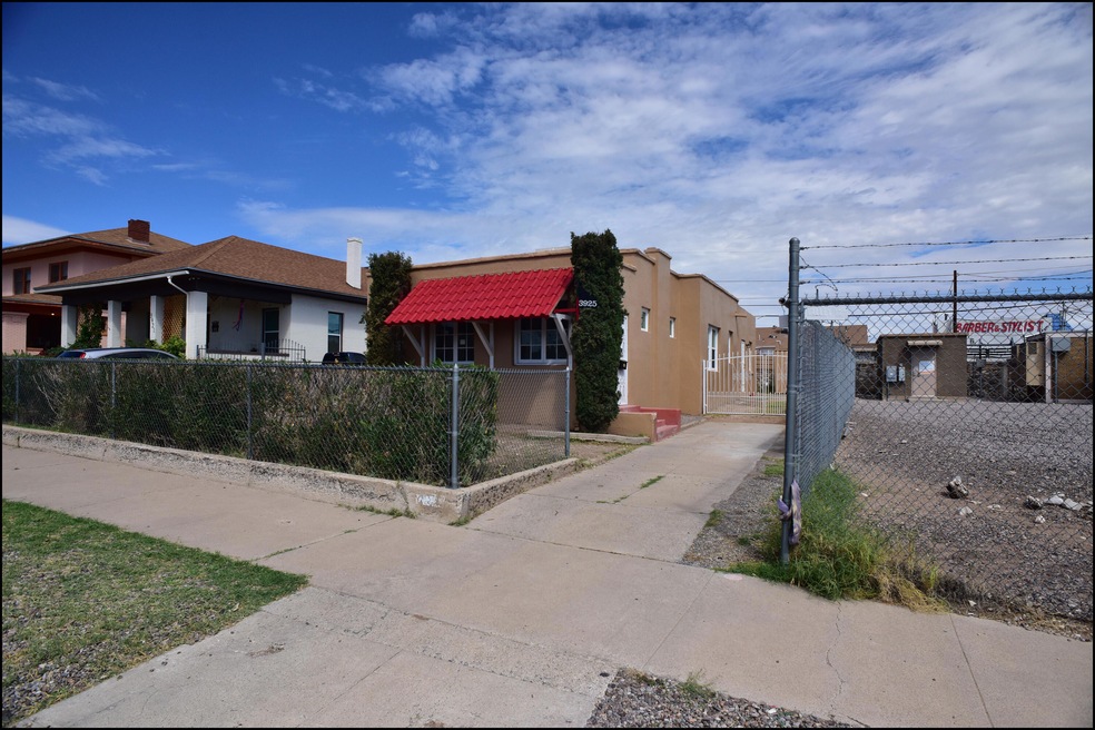 3925 Mountain Ave, El Paso, TX 79930 - photo 1