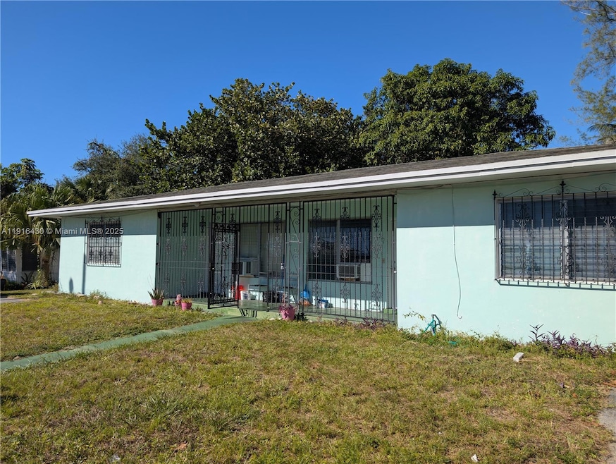335 - 337 NE 168th St, North Miami Beach, FL 33162 - photo 1