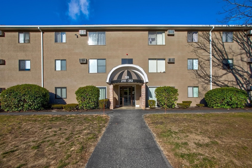 440 North Ave unit 234, Haverhill, MA 01830 - photo 1