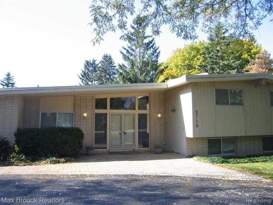 3718 Thornbrier, Bloomfield Hill