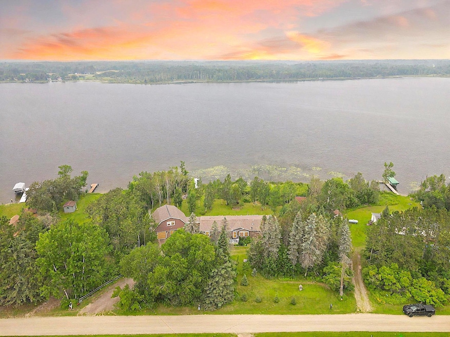 For Sale $599,900 • Co-Listing Agent