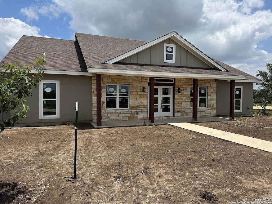 61 Friendship Hills, Uvalde, TX 78801 - photo 1