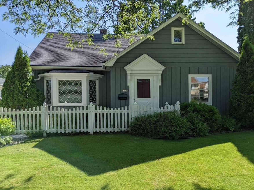 1505 Kuhl St, Manitowoc, WI 54220 - photo 1