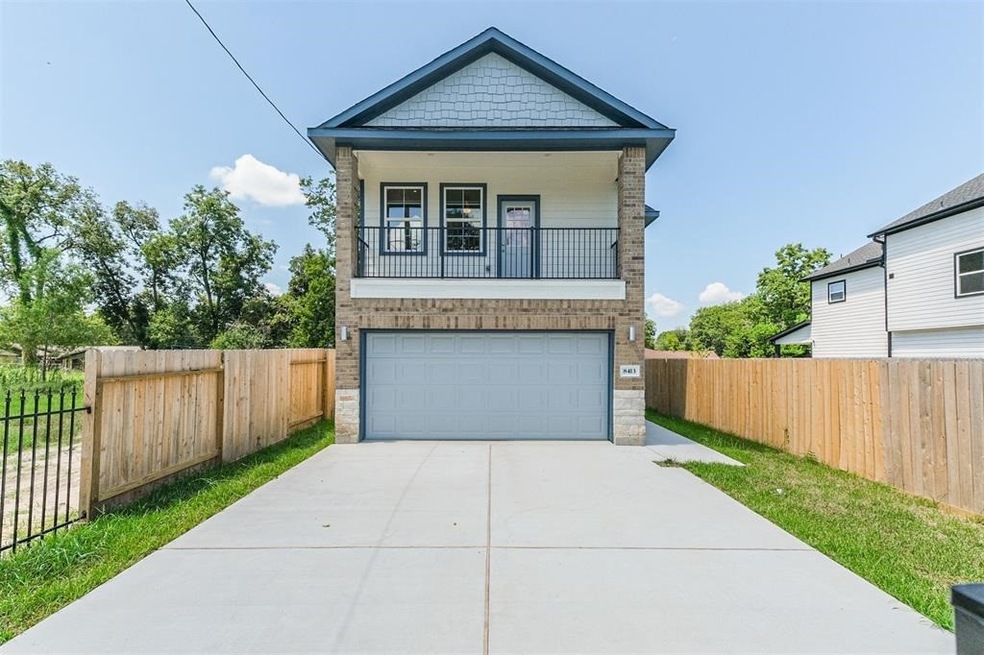 8413 Observatory St, Houston, TX 77088 - photo 1