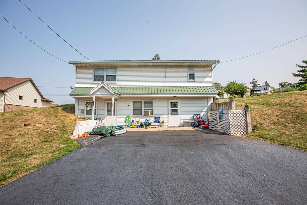 178 N Main St, Potosi, WI 53820 - photo 1