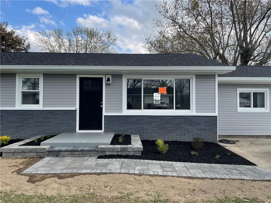 1201 E Meadows Dr, Greensburg, IN 47240 - photo 1