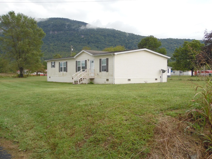 DOUBLE MANUFACTURED HOME