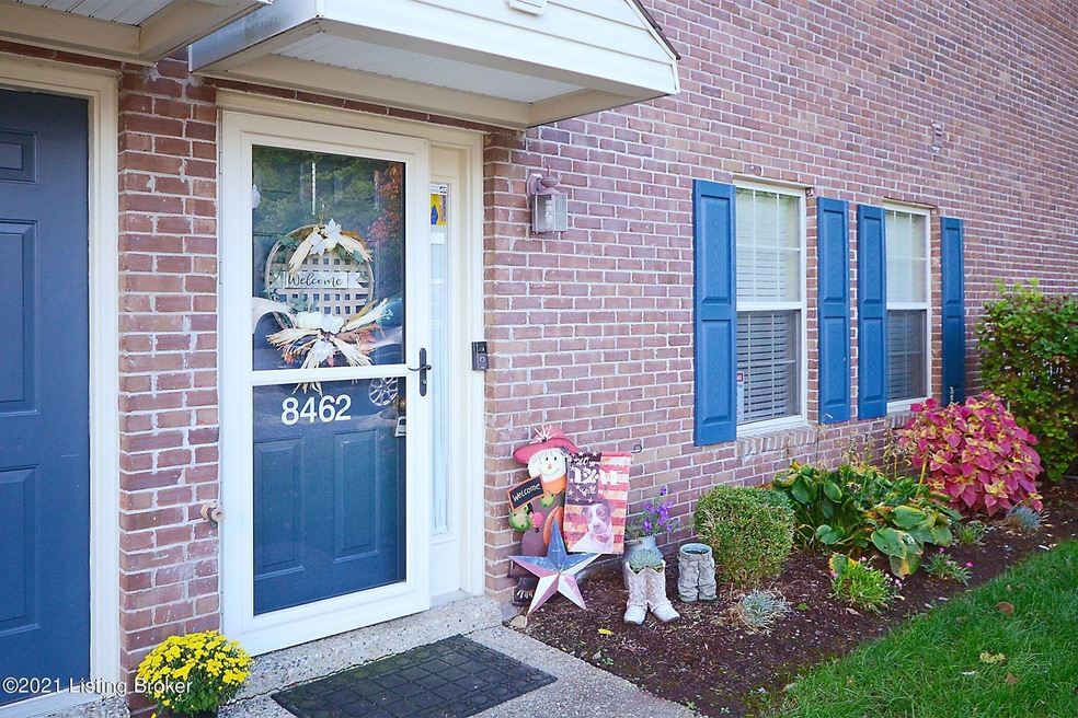 8462 Grand Trevi Dr, Louisville, KY 40228 - photo 1