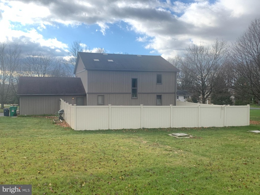 37 Obsidian Dr, Chambersburg, PA 17202 - photo 1