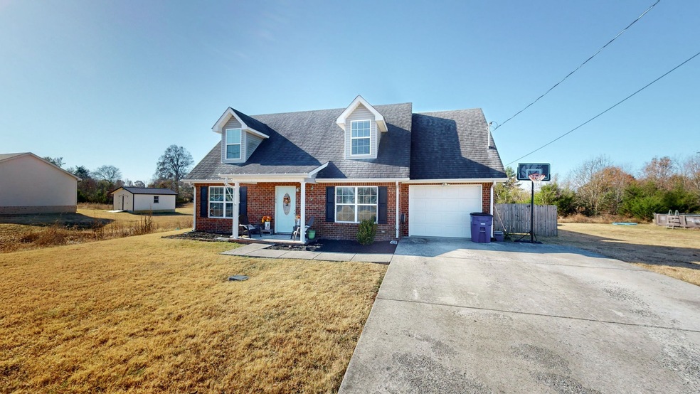 104 Winners Cir, Shelbyville, TN 37160 - photo 1