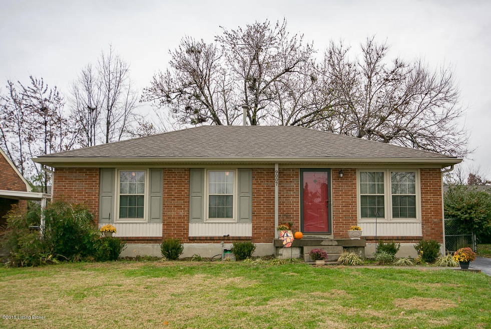 9007 Stockton Ct, Louisville, KY 40291 - photo 1