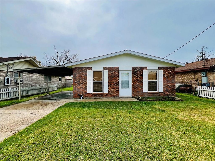 2813 Annette Dr, Marrero, LA 70072 - photo 1