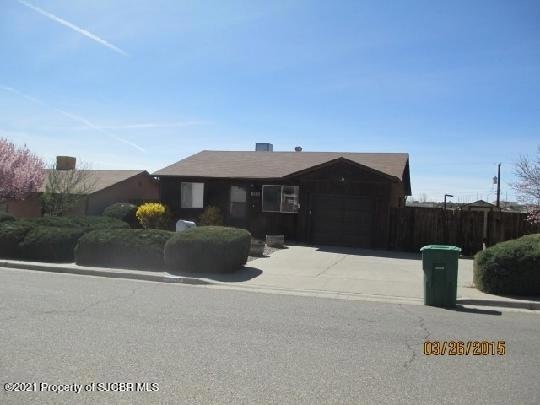 5217 Ironwood Ave, Farmington, NM 87402 - photo 1