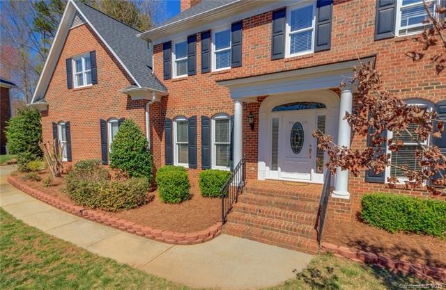 Covered front portico
