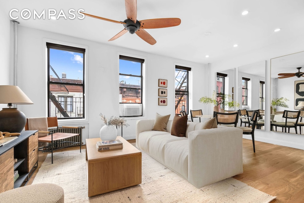 Pending $950,000 • Co-Listing Agent