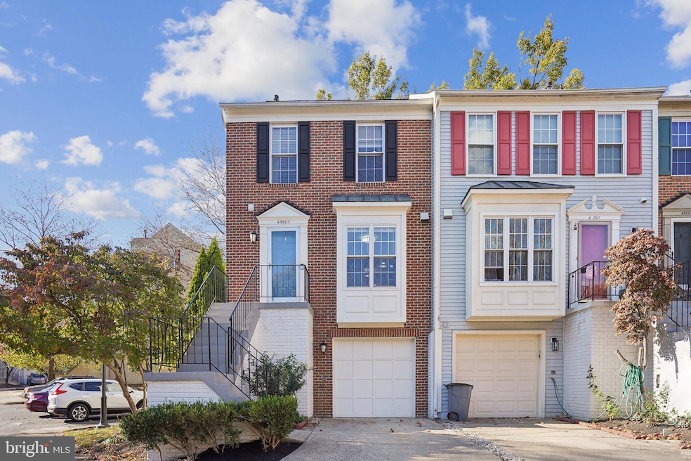 45603 Whitcomb Square, Sterling, VA 20166 - photo 1