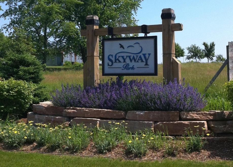 June 2013 Entrance Sign 1