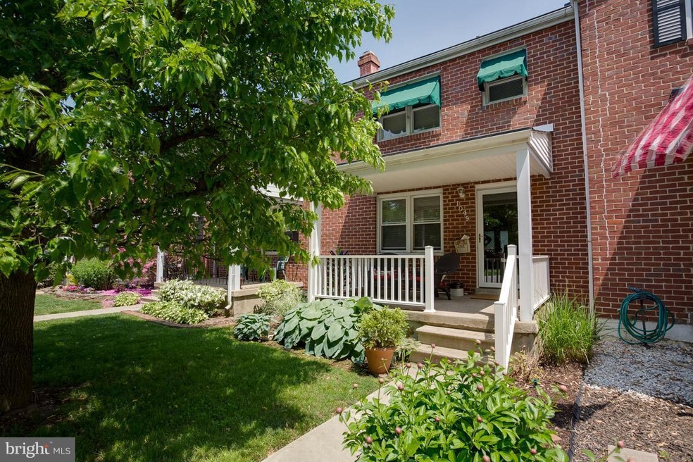 1049 Winsford Rd, Towson, MD 21204 - photo 1