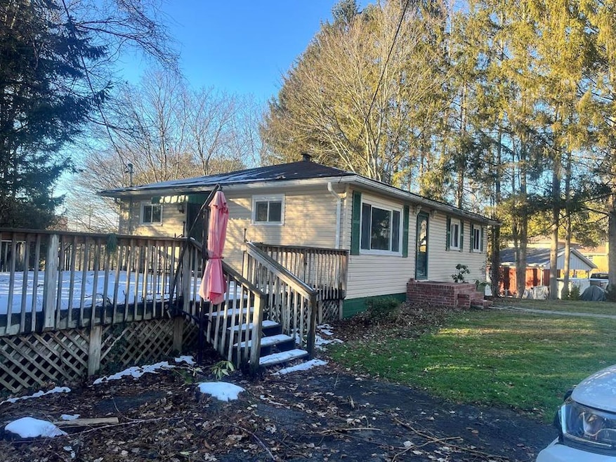 121 W Hendricks St, Beckley, WV 25801 - photo 1