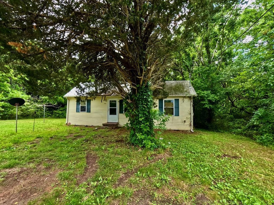Under Contract $124,000