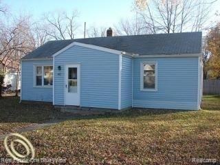 1412 Riverview St, Port Huron, MI 48060 - photo 1