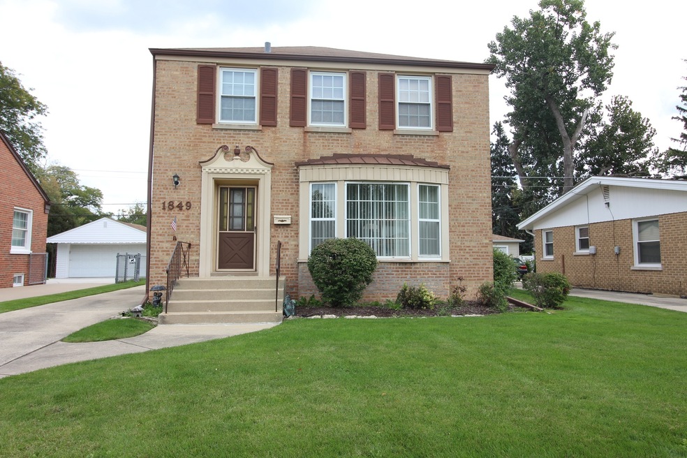 1849 Norfolk Ave, Westchester, IL 60154 - photo 1