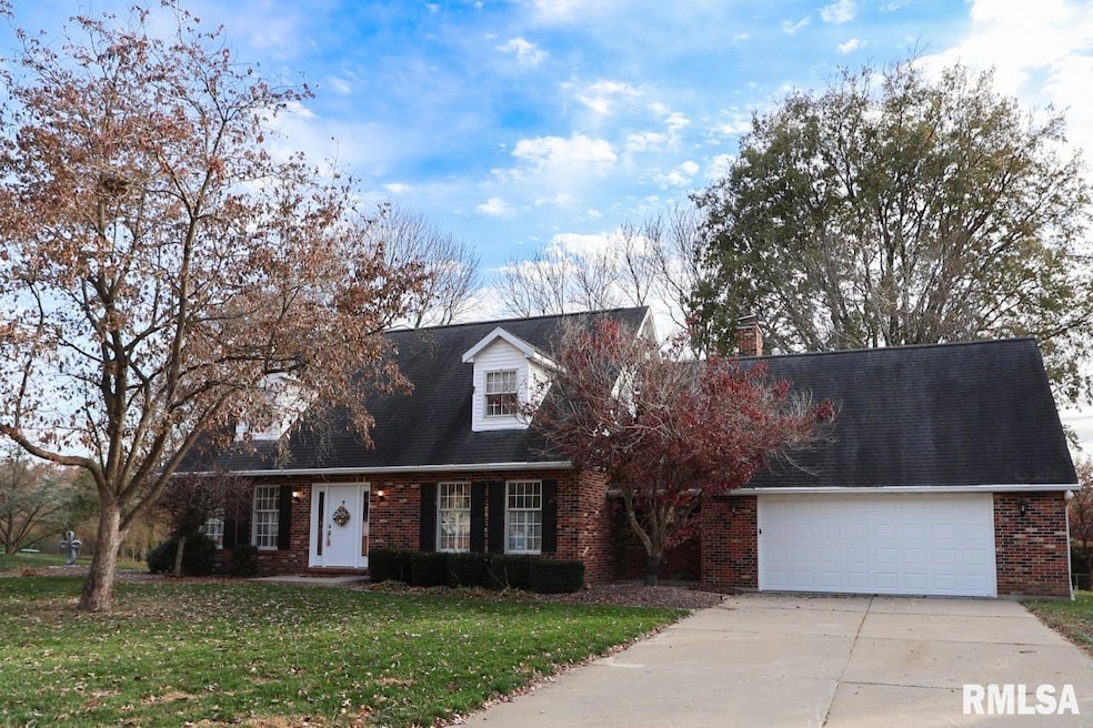 2123 S 30th St, Quincy, IL 62301 - photo 1