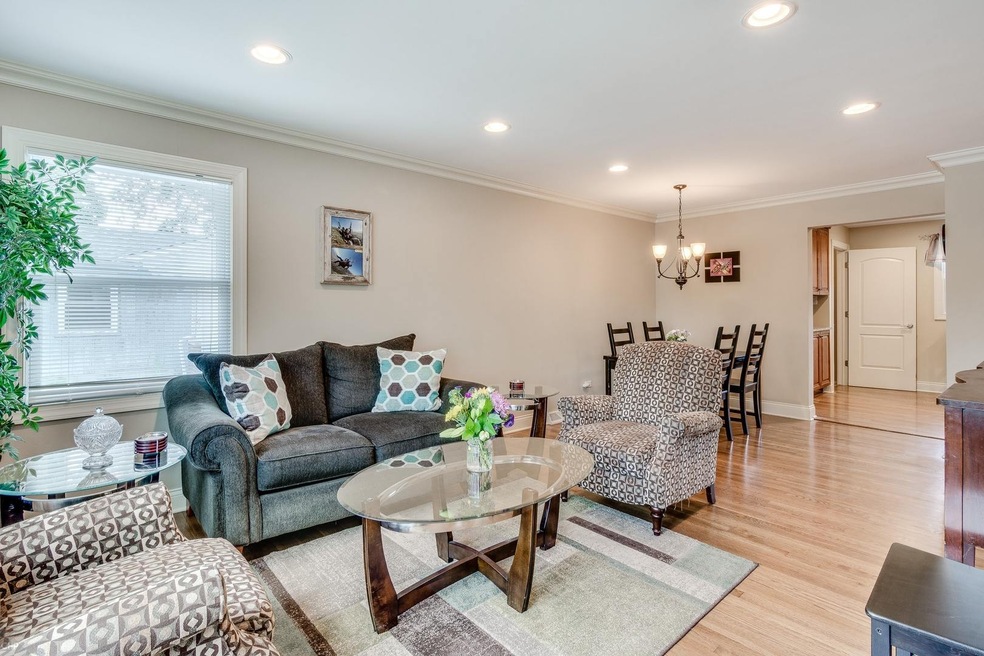 2213 Central Rd, Rolling Meadows, IL 60008 - photo 1