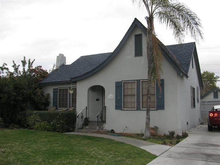 A cute Tudor Style home in a historical Tower Dist